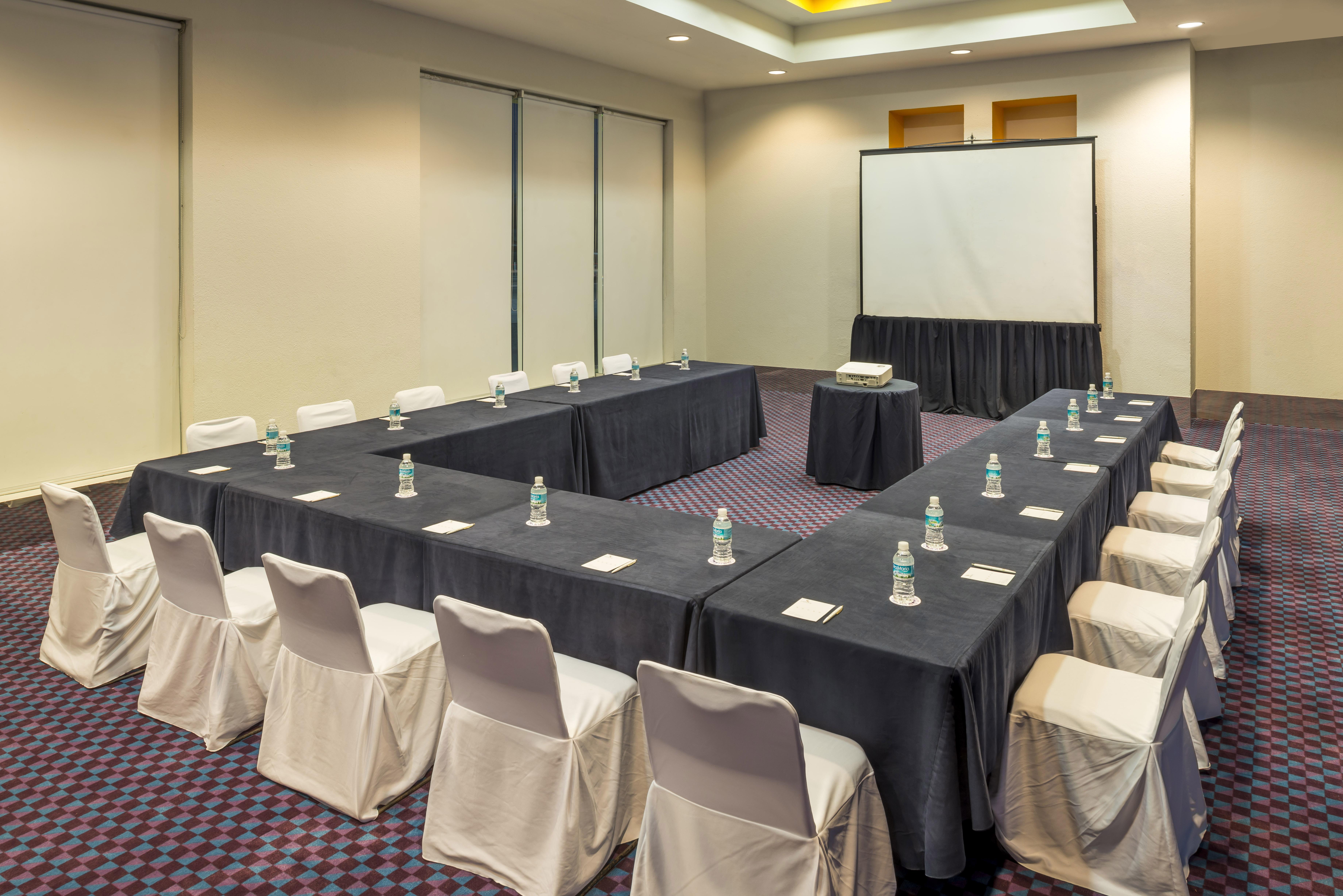 Camino Real Veracruz Esterno foto A meeting room at a hotel