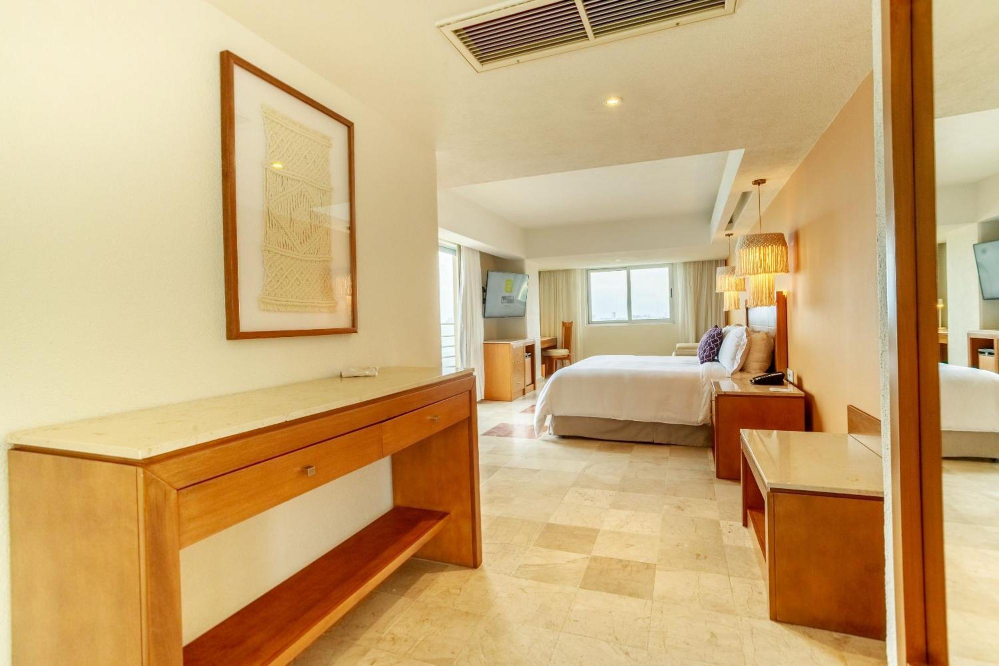 Camino Real Veracruz Esterno foto A guest room at the hotel
